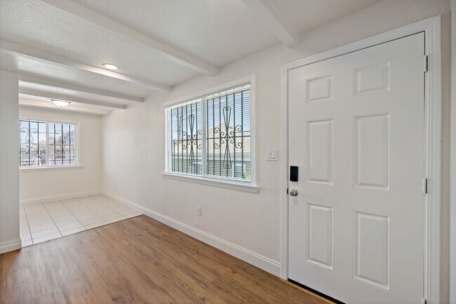 328 S 4th St Richmond, CA 94804 photo 4