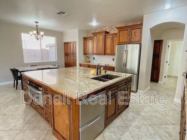 3070 E Andre Ave Gilbert, AZ 85298 photo 4