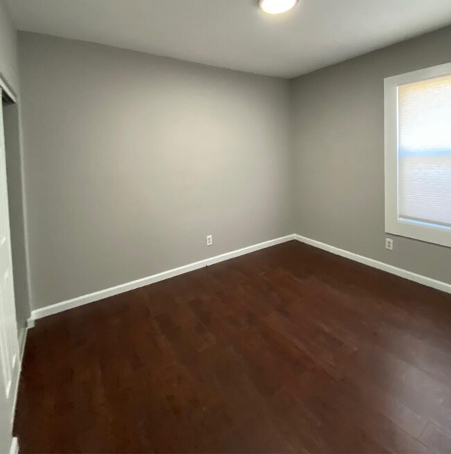 666-672 25th St Oakland, CA 94612 photo 4