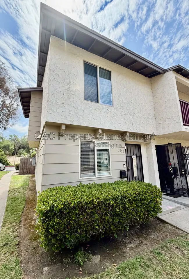 7099 Russan Ln Lemon Grove, CA 91945