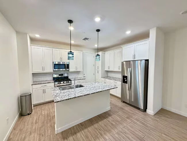 4077 S Sabrina Dr Chandler, AZ 85248 photo 3