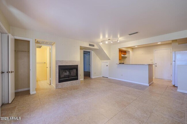 19820 N 13th Ave Phoenix, AZ 85027 photo 4