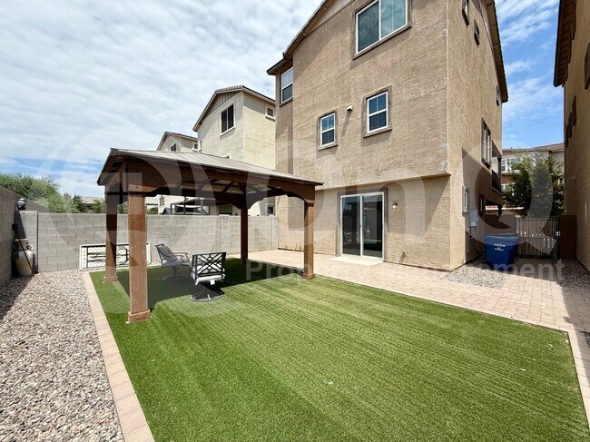 775 W Flintlock Way Chandler, AZ 85225 photo 4