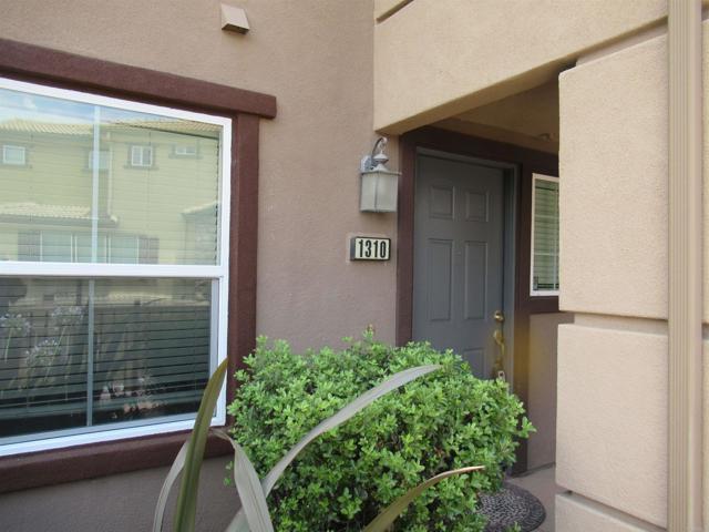 1310 Calabria St Santee, CA 92071 photo 4