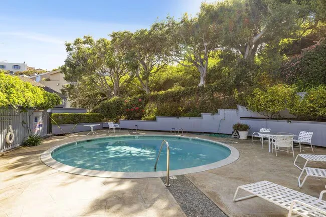 90 Lyford Dr Tiburon, CA 94920 photo 3