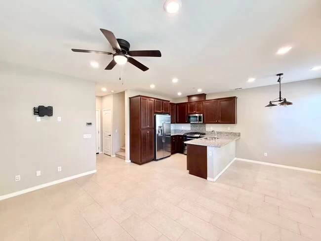 40390 Calle Real Murrieta, CA 92563 photo 4