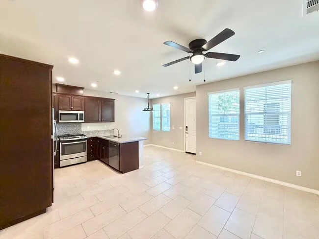 40390 Calle Real Murrieta, CA 92563 photo 5