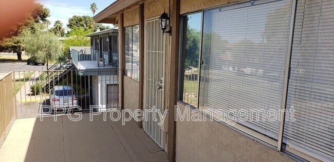 3308 W Northern Ave Phoenix, AZ 85051 photo 2