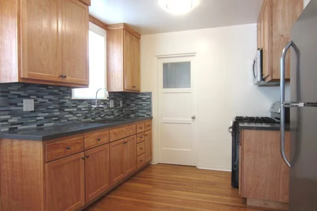 90 Cleaves Ave San Jose, CA 95126 photo 2
