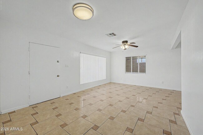 7008 N 12th St Phoenix, AZ 85020 photo 3