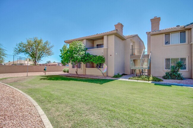 16013 S Desert Foothills Pkwy Phoenix, AZ 85048 photo 3