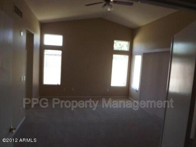 9328 W Monroe St Peoria, AZ 85345 photo 5