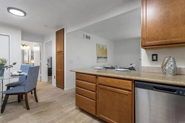 830 W Lincoln Ave Escondido, CA 92026 photo 5