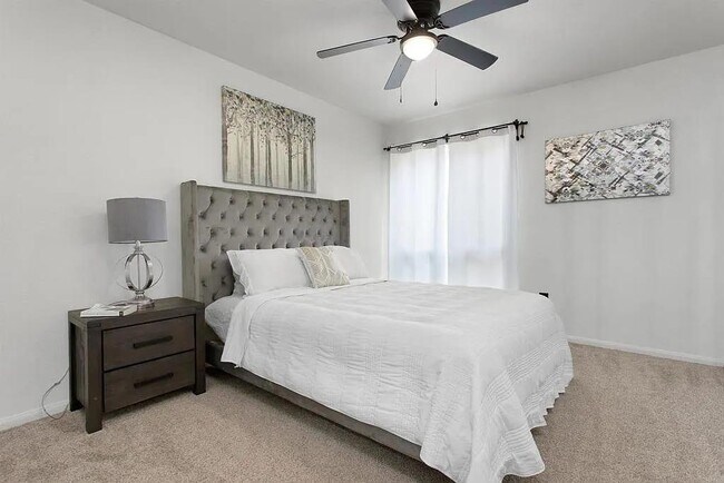 830 W Lincoln Ave Escondido, CA 92026 photo 3