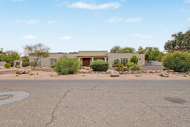 6133 E Mountain View Rd Paradise Valley, AZ 85253 photo 2