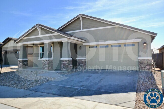 18847 W Desert Hls Dr Surprise, AZ 85388 photo 2