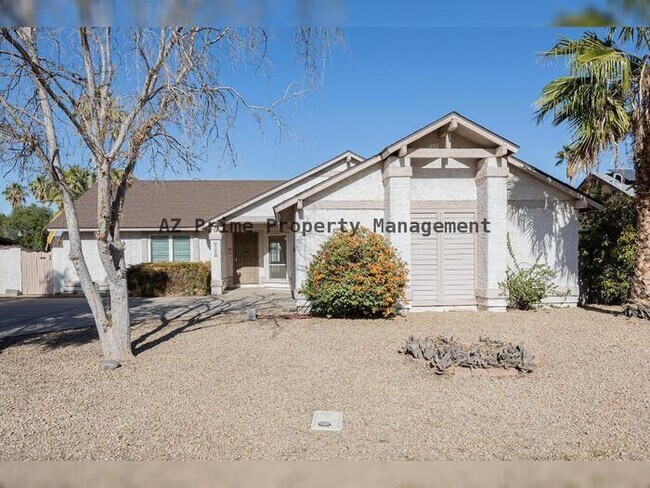 1308 W Marlboro Dr Chandler, AZ 85224 photo 2