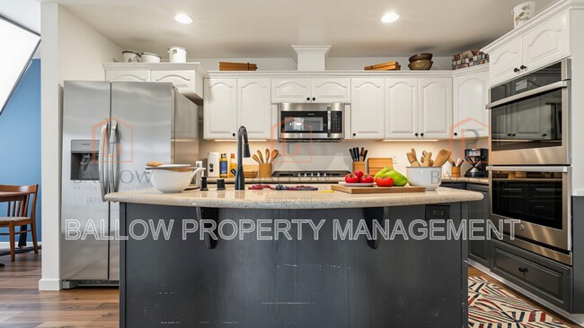 2915 Ulric St San Diego, CA 92111