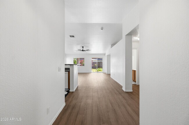 10469 W Granada Rd photo 3