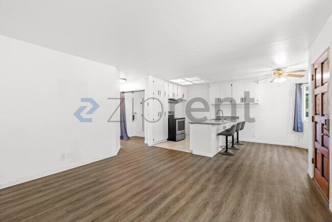 Unit 6 photo 5
