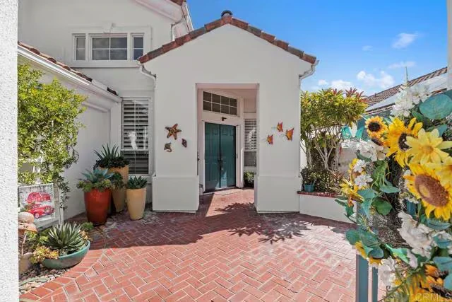 6005 Patmos Way Oceanside, CA 92056 photo 3