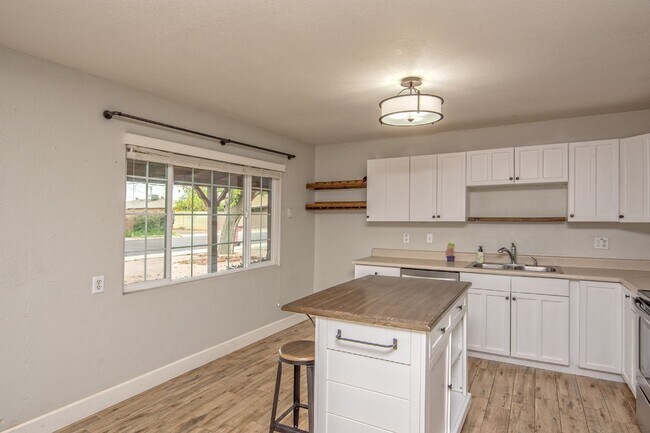 1801 N 73rd Pl Scottsdale, AZ 85257 photo 5