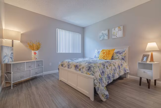 Sage Canyon Apartments photo 3
