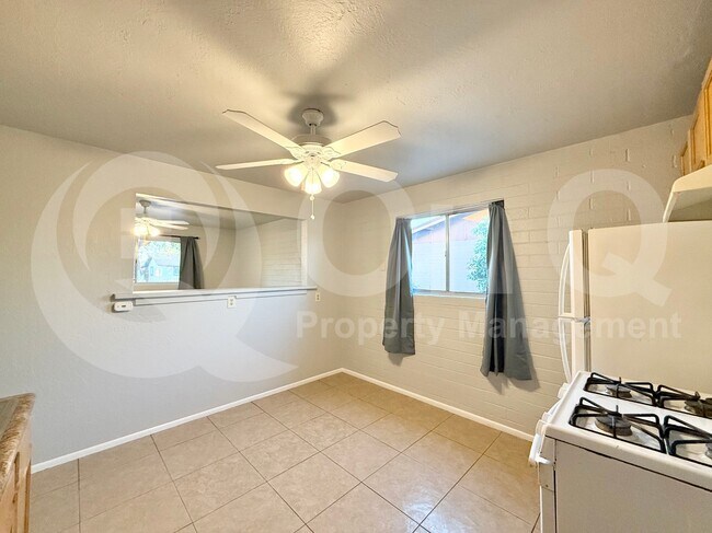 2013 E Nancy Ln Phoenix, AZ 85042 photo 5