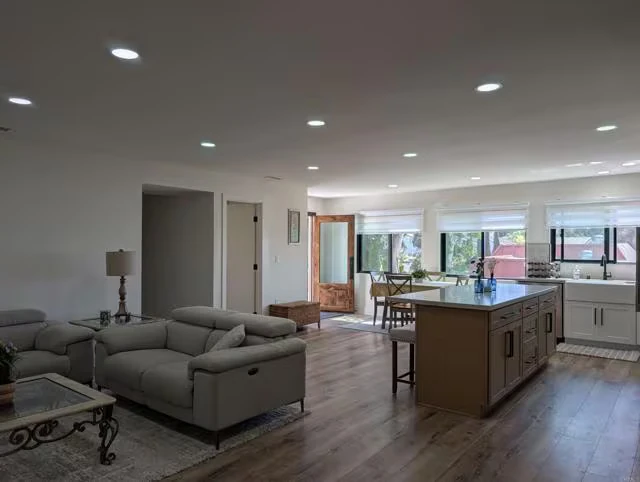 2410 La Costa Ave Carlsbad, CA 92009 photo 4