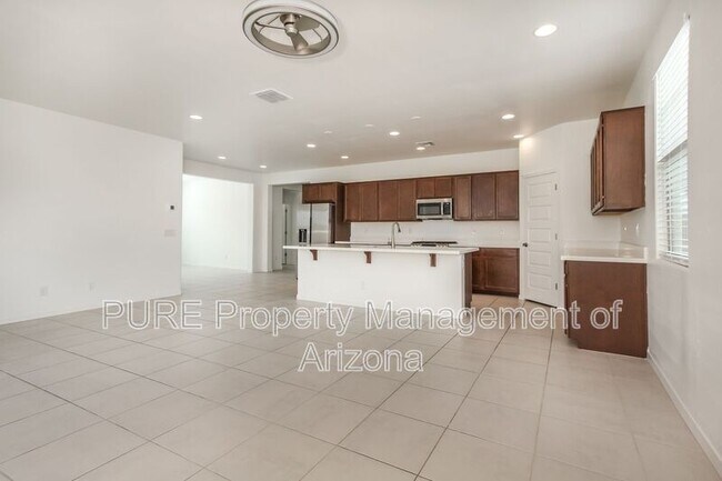 3769 N 102nd Ave Avondale, AZ 85392 photo 5