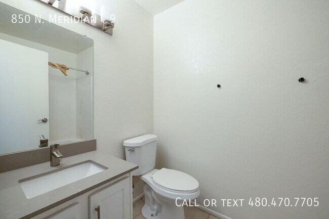 850 N Meridian Dr Apache Junction, AZ 85120 photo 4