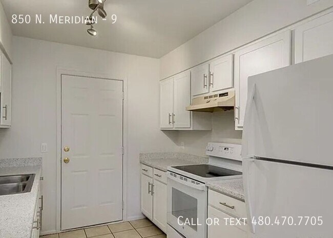 850 N Meridian Dr Apache Junction, AZ 85120 photo 5