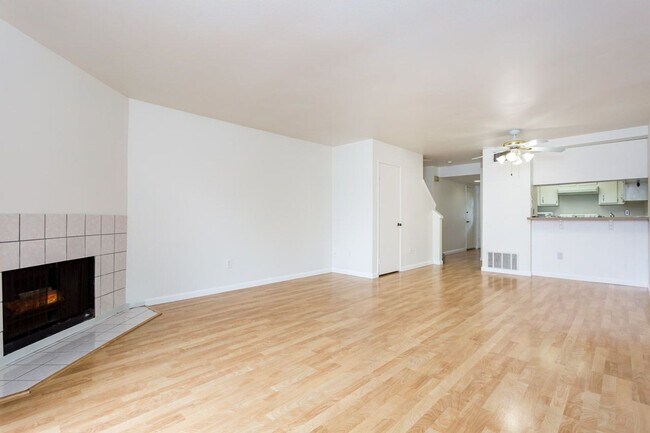 3988 60th St San Diego, CA 92115 photo 5