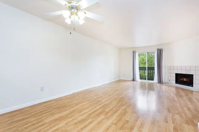 3988 60th St San Diego, CA 92115