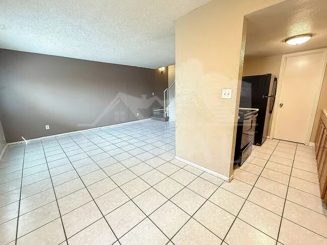 4514 E Riverside St Phoenix, AZ 85040 photo 5