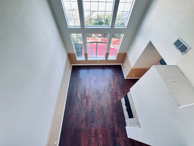 1860 Matin Cir San Marcos, CA 92069 photo 3