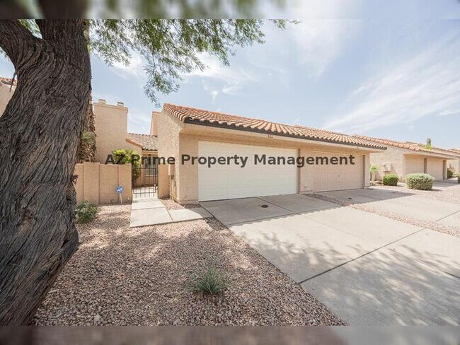 1650 N Ventura Ln photo 2