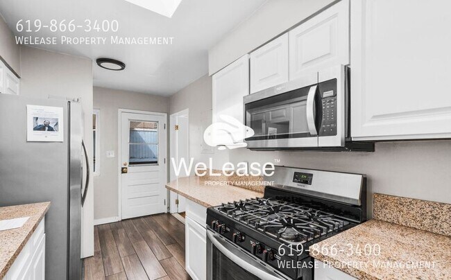 4577 Olive Ave La Mesa, CA 91942 photo 5