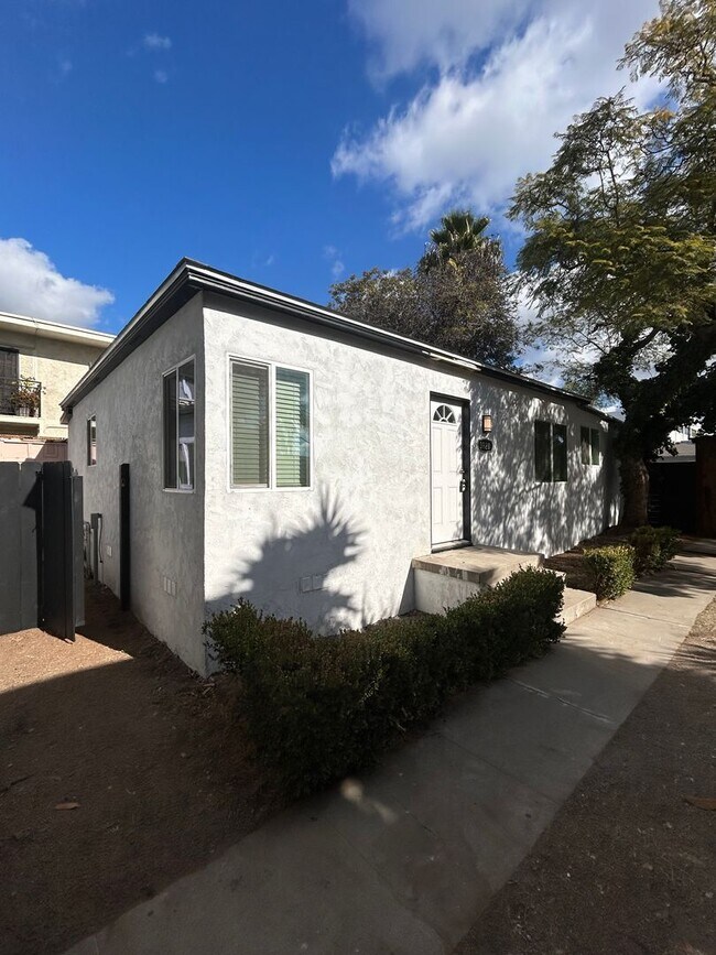 3924-3926 Third Ave San Diego, CA 92103