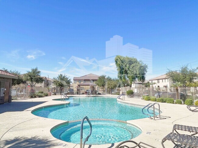 1417 N 80th Ln Phoenix, AZ 85043