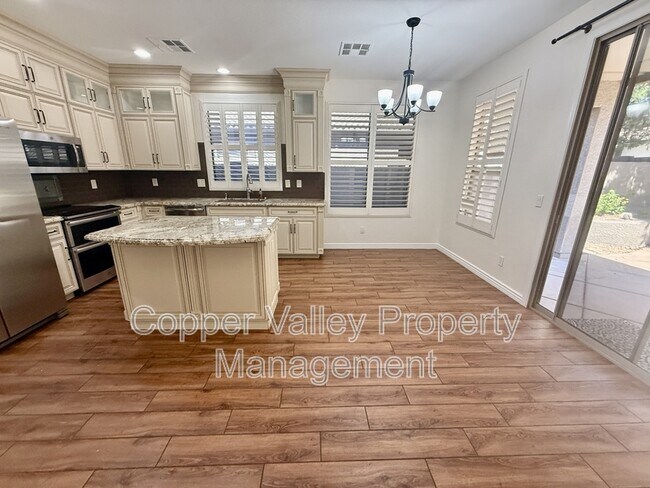 2606 W Florentine Rd Phoenix, AZ 85086 photo 3