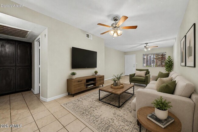 3301 E Earll Dr Phoenix, AZ 85018 photo 3