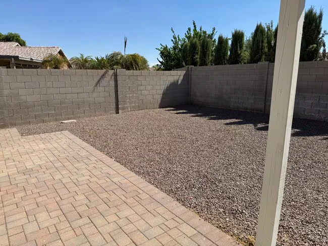10791 W Roanoke Ave Avondale, AZ 85392 photo 2