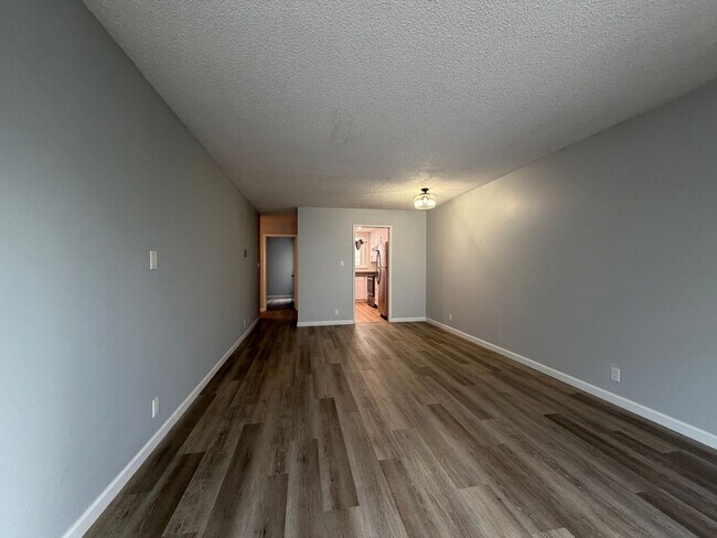 1010 Anza St San Francisco, CA 94118 photo 2