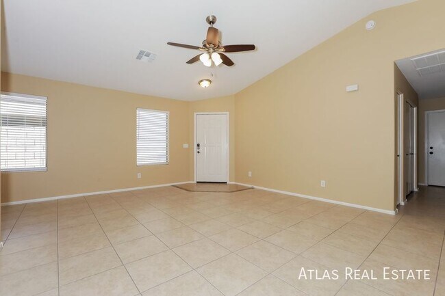 206 W Brangus Way San Tan Valley, AZ 85143 photo 3