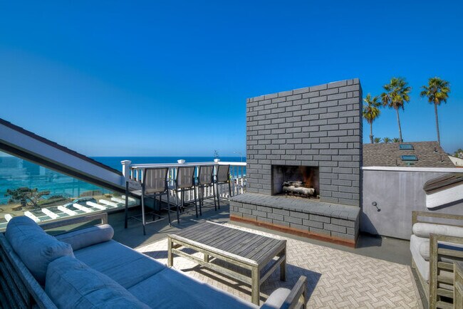 3636 Carlsbad Blvd Carlsbad, CA 92008 photo 3