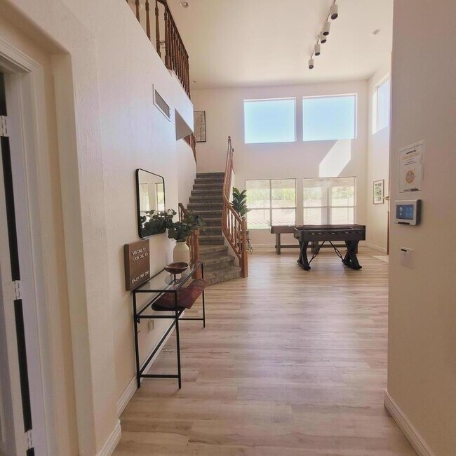 8720 W Kathleen Rd Peoria, AZ 85382 photo 3