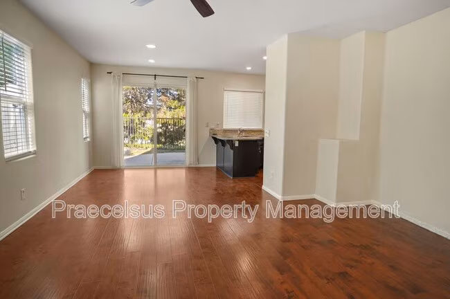 2541 Garnet Peak Rd Chula Vista, CA 91915 photo 3