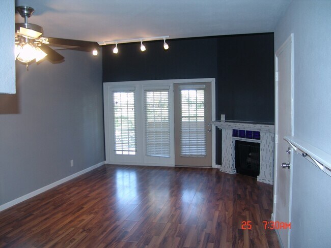 30 E Brown Rd Mesa, AZ 85201 photo 3