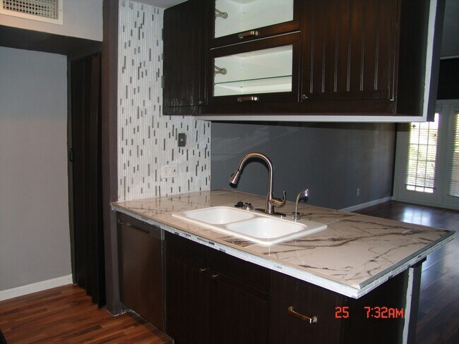 30 E Brown Rd Mesa, AZ 85201 photo 2